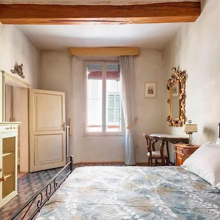 Elegant - Liberty House Apartment