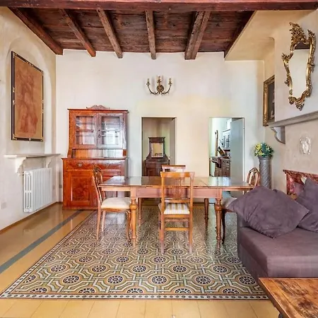 Elegant - Liberty House Apartment Bologna