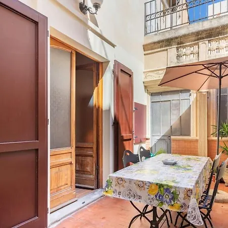 Elegant - Liberty House Apartment