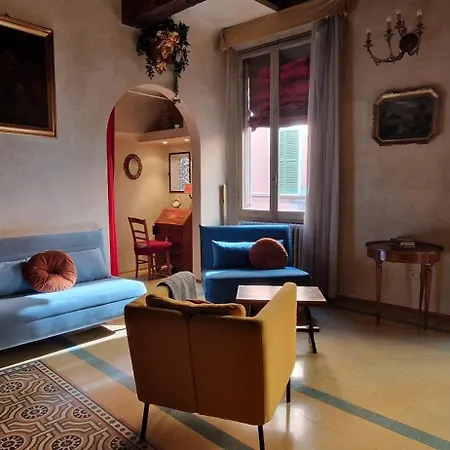 Elegant - Liberty House Apartment *