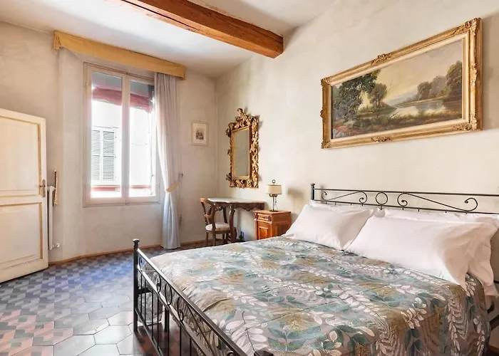 Elegant - Liberty House Daire