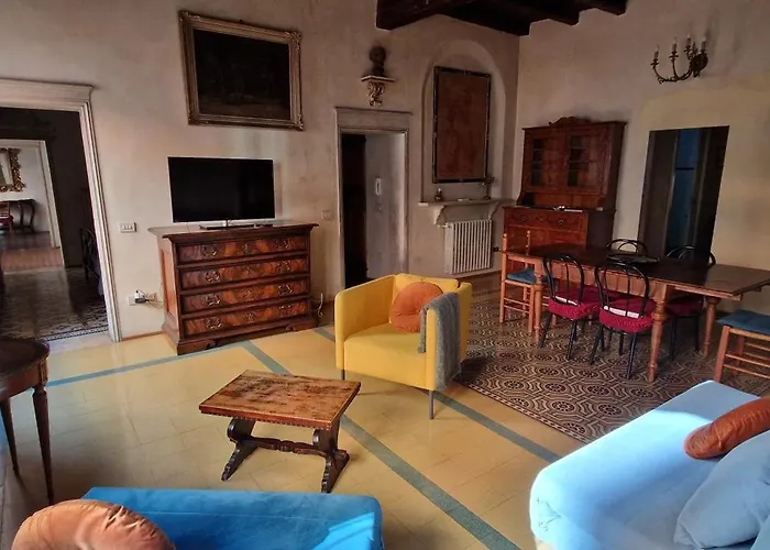 Elegant - Liberty House